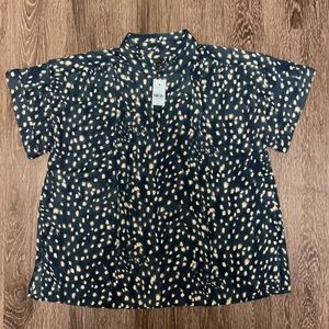 ANN TAYLOR Top NEW